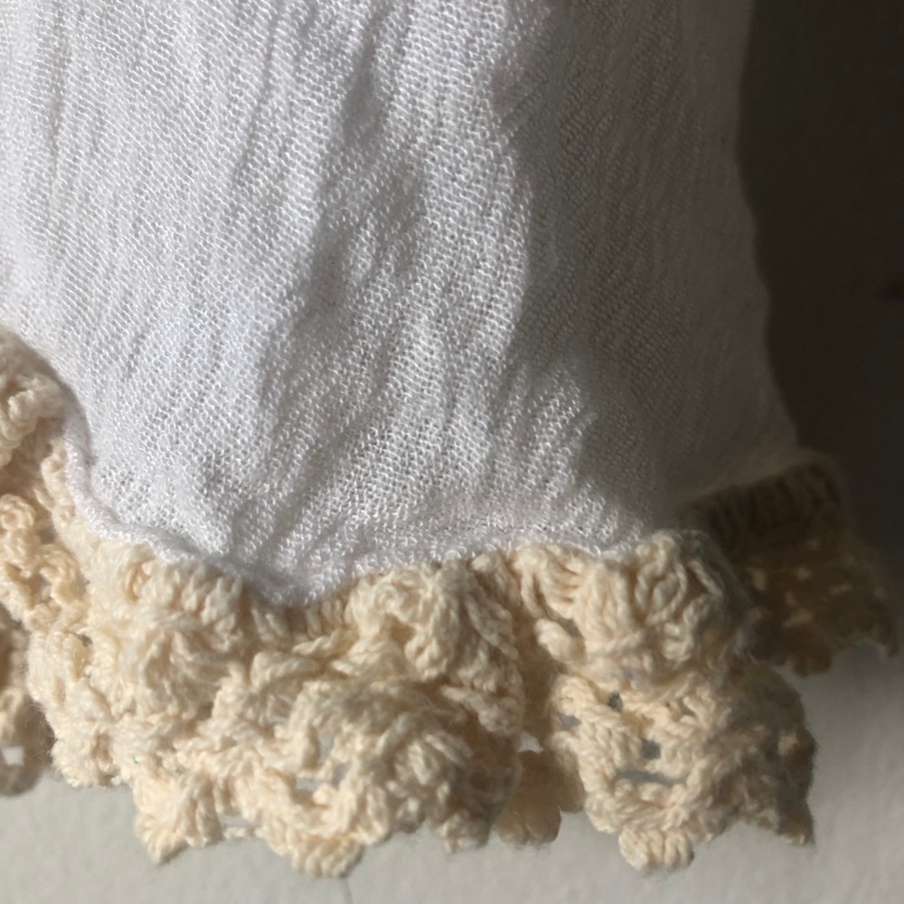 ❤️Intimately Free People Lacy Rayon Strappy Top M - Picture 6 of 6